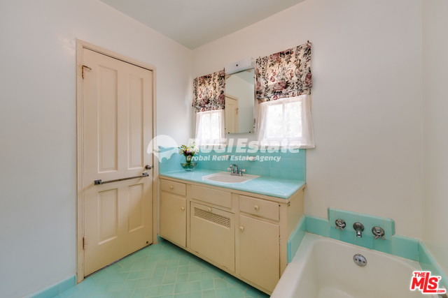 1416 Comstock Ave, Los Angeles, CA 90024 미국 LA 컨트리 클럽 부근 Comstock Hills 아름다운 단독주택 Sell 매물번호 10009 사진 11