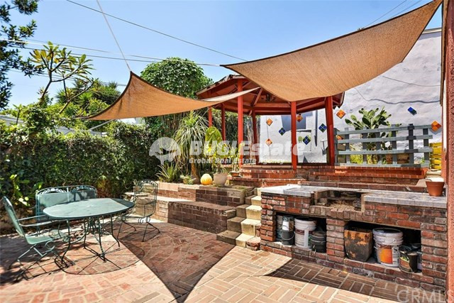 1445 Lemoyne ST LOS ANGELES, Ca. 90026 2개의 별도 주택과 태양열 패널이 있는 수익형 매물 Sell 매물번호 10073 사진 13