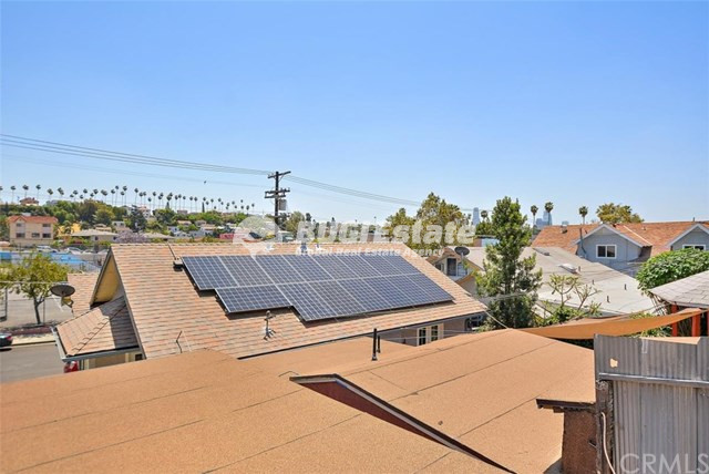 1445 Lemoyne ST LOS ANGELES, Ca. 90026 2개의 별도 주택과 태양열 패널이 있는 수익형 매물 Sell 매물번호 10073 사진 15
