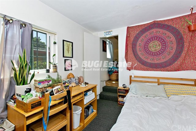 1445 Lemoyne ST LOS ANGELES, Ca. 90026 2개의 별도 주택과 태양열 패널이 있는 수익형 매물 Sell 매물번호 10073 사진 17