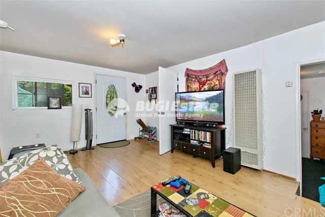 1445 Lemoyne ST LOS ANGELES, Ca. 90026 2개의 별도 주택과 태양열 패널이 있는 수익형 매물 Sell 매물번호 10073 사진 23