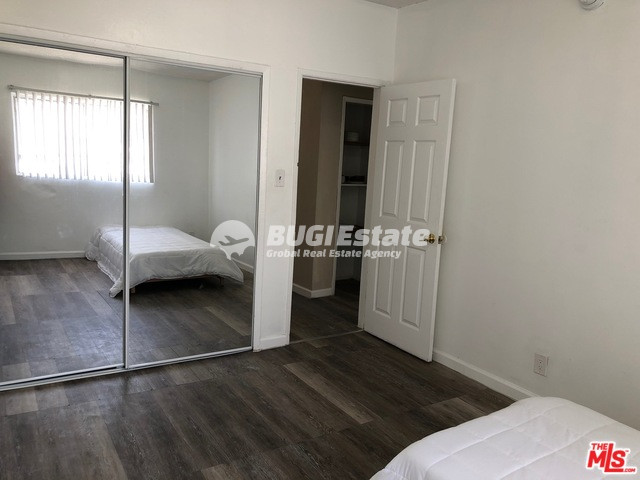 1023 E 28TH ST LOS ANGELES, Ca. 90011 LA다운타운에 위치한 리모델링된 2룸 임대매물! Rent 매물번호 10075 사진 8
