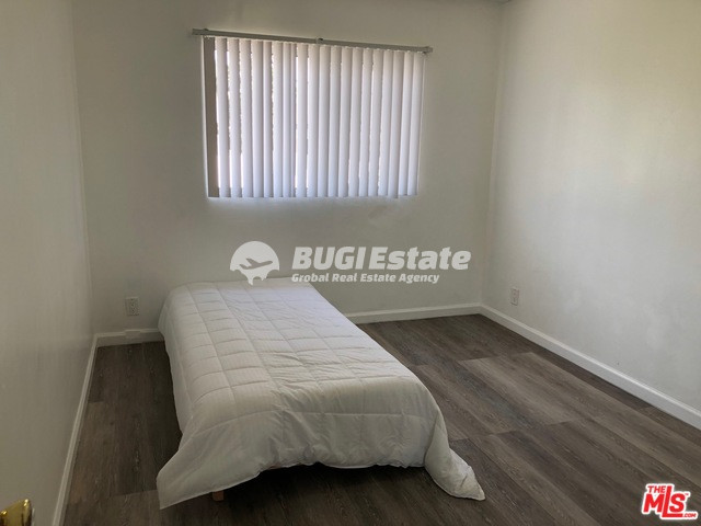 1023 E 28TH ST LOS ANGELES, Ca. 90011 LA다운타운에 위치한 리모델링된 2룸 임대매물! Rent 매물번호 10075 사진 9