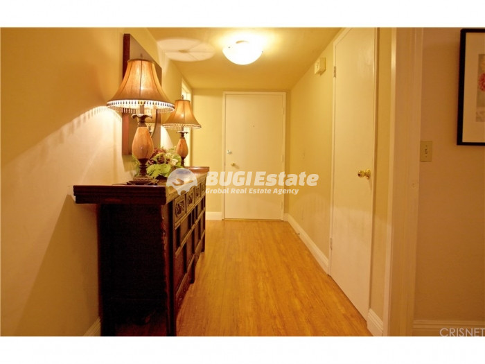 434 S Canon Dr, Beverly Hills, CA 90212 미국 비버리 힐즈에 있는 매우 안전하고 조용한 빌라 원룸(Villa Canon HOA #102 Sell 매물번호 10079 사진 3
