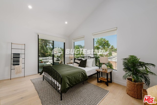 3429 LARISSA DR LOS ANGELES, Ca. 90026 Siver Lake Hills와 시내가 내려다 보이는 테라스가 있는 수익형 주택! Sell 매물번호 10083 사진 6