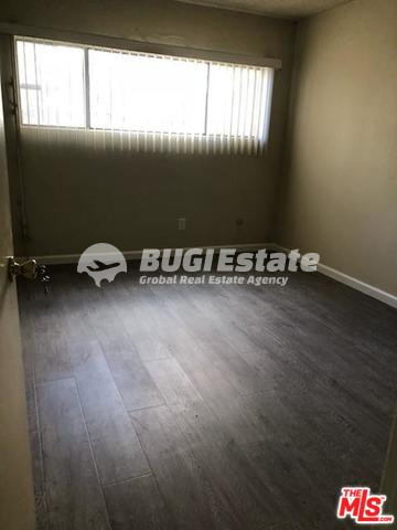 1550 2ND AVE LOS ANGELES CA 90019 LA 베니스대로 부근에 있는 8유닛 수익형 부동산 Sell 매물번호 10090 사진 7