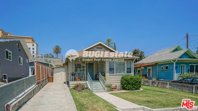 629 Rosemont Ave, Los Angeles, CA 90026 미국 Echo Park에 위치한 수익형 부동산 (2 하우스) Sell 매물번호 10091 사진 1