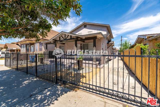 153 W VERNON AVE LOS ANGELES CA 90037 LA다운타운 완벽한 투자 기회! 5유닛 수익형 부동산 Sell 매물번호 10092 사진 1