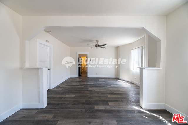 153 W VERNON AVE LOS ANGELES CA 90037 LA다운타운 완벽한 투자 기회! 5유닛 수익형 부동산 Sell 매물번호 10092 사진 3