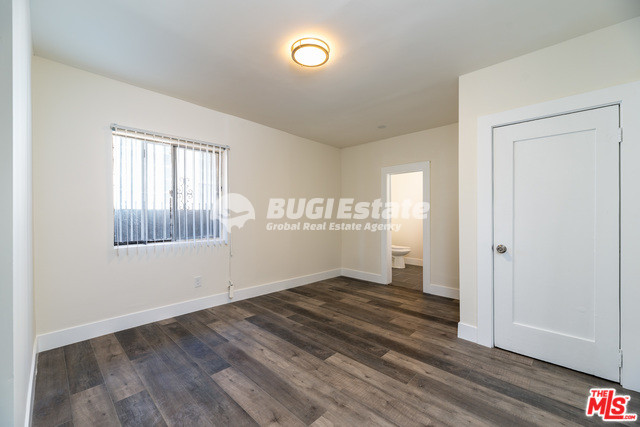 153 W VERNON AVE LOS ANGELES CA 90037 LA다운타운 완벽한 투자 기회! 5유닛 수익형 부동산 Sell 매물번호 10092 사진 10