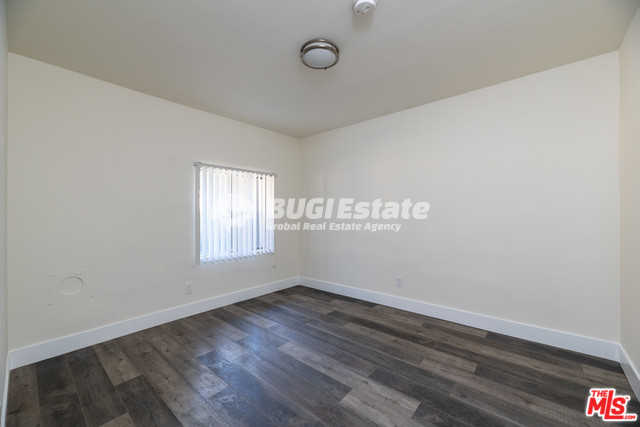 153 W VERNON AVE LOS ANGELES CA 90037 LA다운타운 완벽한 투자 기회! 5유닛 수익형 부동산 Sell 매물번호 10092 사진 11