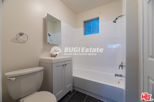 153 W VERNON AVE LOS ANGELES CA 90037 LA다운타운 완벽한 투자 기회! 5유닛 수익형 부동산 Sell 매물번호 10092 사진 13