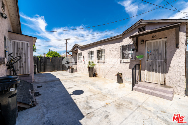 153 W VERNON AVE LOS ANGELES CA 90037 LA다운타운 완벽한 투자 기회! 5유닛 수익형 부동산 Sell 매물번호 10092 사진 16