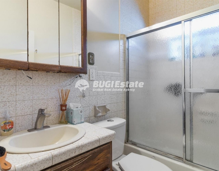 1321 North Normandie Avenue, Los Angeles, CA 90027 미국 헐리우드에 위치한 트리플 플렉스 수익형 부동산 Sell 매물번호 10093 사진 10