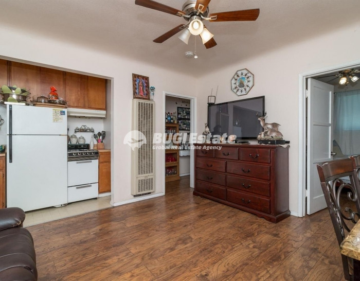 1321 North Normandie Avenue, Los Angeles, CA 90027 미국 헐리우드에 위치한 트리플 플렉스 수익형 부동산 Sell 매물번호 10093 사진 12