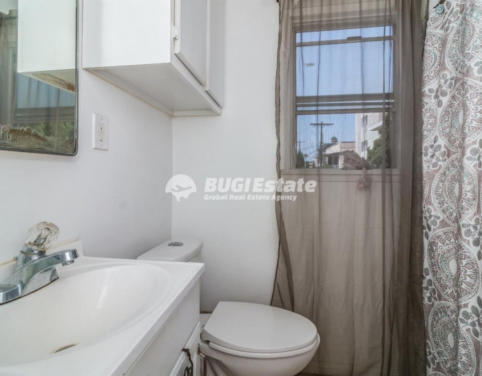 1321 North Normandie Avenue, Los Angeles, CA 90027 미국 헐리우드에 위치한 트리플 플렉스 수익형 부동산 Sell 매물번호 10093 사진 15