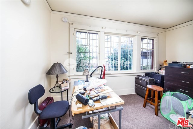 1130 S HOOVER ST LOS ANGELES CA 90006 DTLA 가까이에 위치한 3유닛 수익형 부동산 Sell 매물번호 10095 사진 14