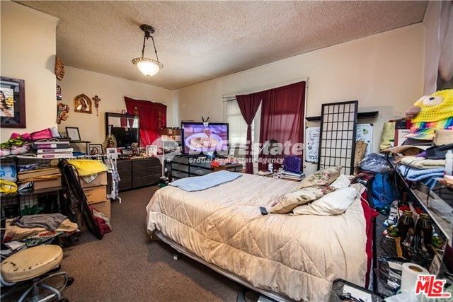 1130 S HOOVER ST LOS ANGELES CA 90006 DTLA 가까이에 위치한 3유닛 수익형 부동산 Sell 매물번호 10095 사진 15