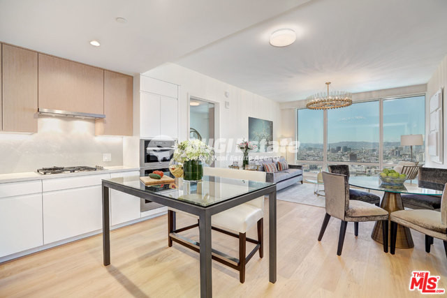 877 Francisco ST Unit LOS ANGELES, Ca. 90017 Downtown LA에 위치한 Metropolis Unit #1001 콘도 매매 Sell 매물번호 10101 사진 4