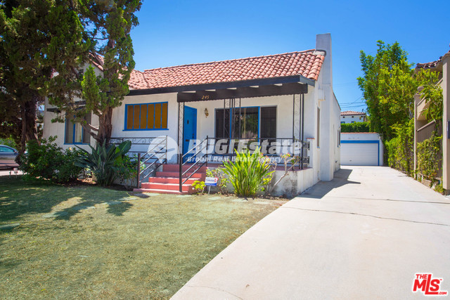245 S Almont Dr, Beverly Hills, CA 90211 미국 Beverly Hills에 위치한 One Story Spanish Bungalow! Sell 매물번호 10042 사진 1