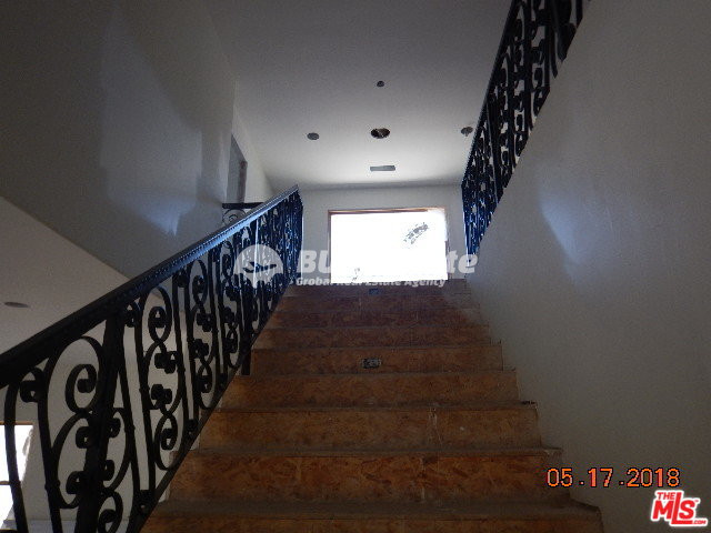 2018 Fairburn Ave, Los Angeles, CA 90025 미국 Westwood north에 위치한 공사 중인 단독주택 Sell 매물번호 10044 사진 6