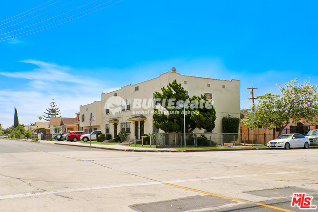 300 E 55th St, Los Angeles, CA 90011 미국 the City of Los Angeles에 위치한 7Unit 수익형 건물 Sell 매물번호 10020 사진 1
