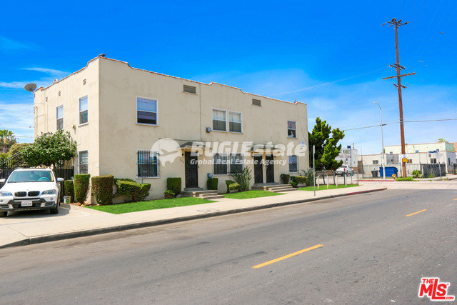 300 E 55th St, Los Angeles, CA 90011 미국 the City of Los Angeles에 위치한 7Unit 수익형 건물 Sell 매물번호 10020 사진 3