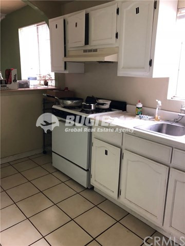 1118 W 25th St, Los Angeles, CA 90007 미국 UNIVERSITY PARK와 가까운 수익형 주택 Sell 매물번호 10018 사진 5