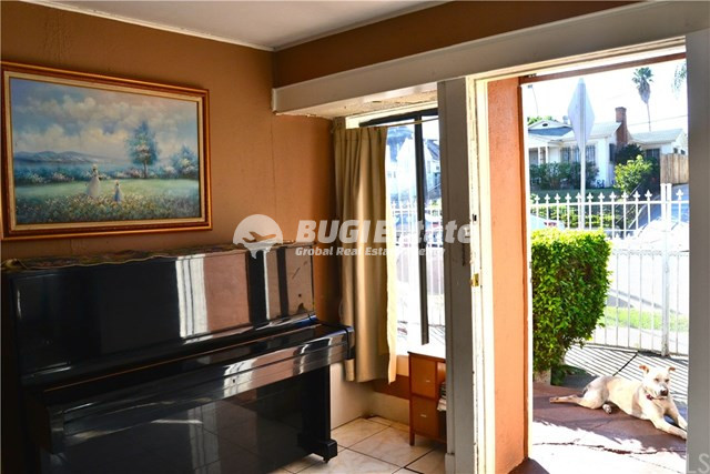 168 N Alexandria Ave, Los Angeles, CA 90004 미국 Korea Town 중심에 위치한 아름다운 2 Unit 수익형 건물 Sell 매물번호 10023 사진 4