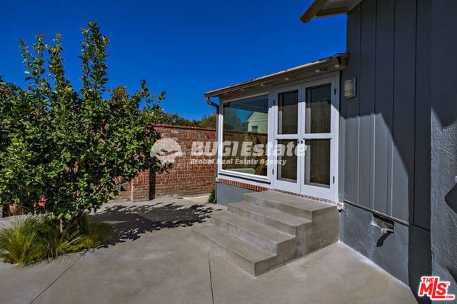219 S Thurston Ave, Los Angeles, CA 90049 미국 5 Westwood - Century City 지역 아름다운 단독주택 Sell 매물번호 10041 사진 5