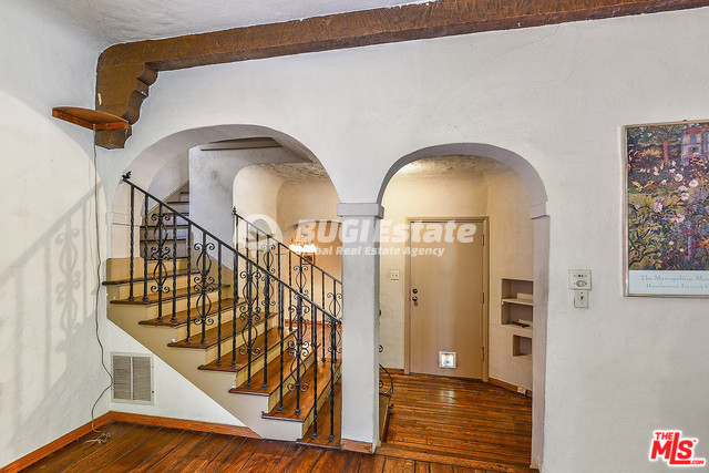 1464 Comstock Ave, Los Angeles, CA 90024 미국 COMSTOCK HILLS에 위치한 2층 단독주택! Sell 매물번호 10043 사진 4