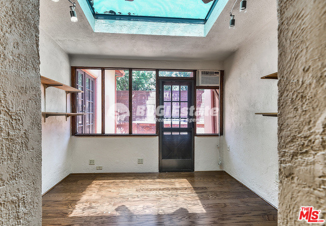 1464 Comstock Ave, Los Angeles, CA 90024 미국 COMSTOCK HILLS에 위치한 2층 단독주택! Sell 매물번호 10043 사진 11