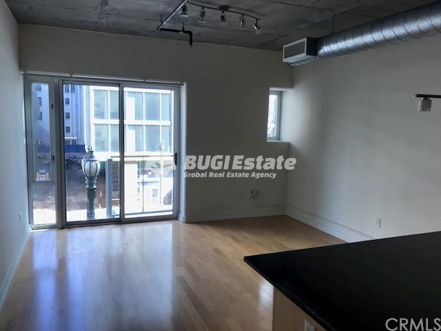 645 W 9th ST LOS ANGELES CA 90015 Vibrant South Park 중심에 위치한 Condo #223 Sell 매물번호 10014 사진 3