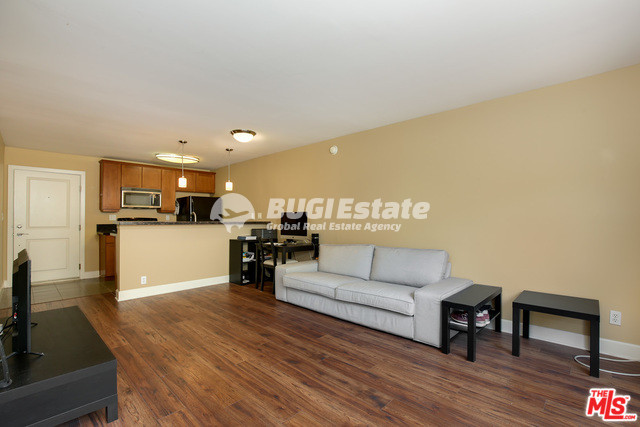 10982 Roebling Ave, Los Angeles, CA 90024 미국 웨스트우드 중심에 위치한 Condo #328 Sell 매물번호 10013 사진 2
