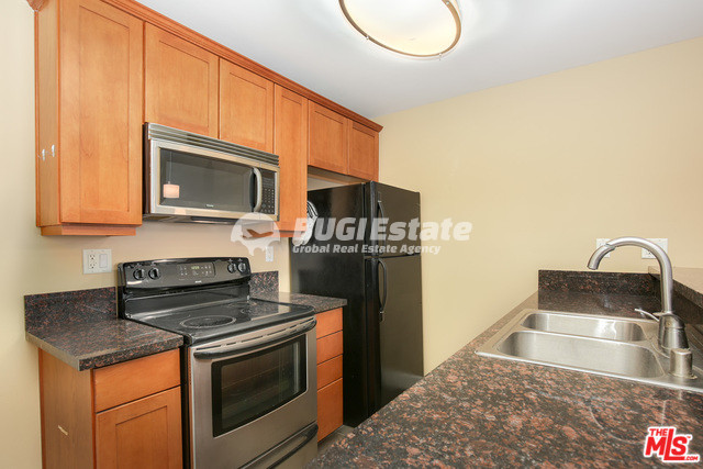 10982 Roebling Ave, Los Angeles, CA 90024 미국 웨스트우드 중심에 위치한 Condo #328 Sell 매물번호 10013 사진 3