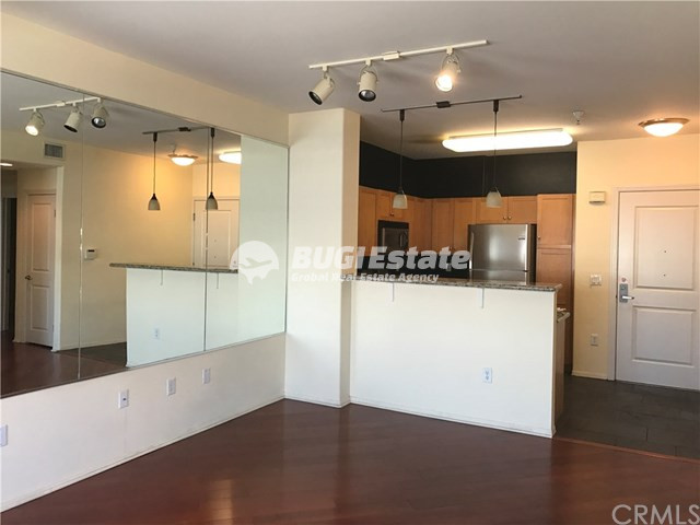 100 S Alameda St, Los Angeles, CA 90012 미국 LA다운타운에 위치한 깨끗한 원룸 임대 Unit #318 Rent 매물번호 10034 사진 2