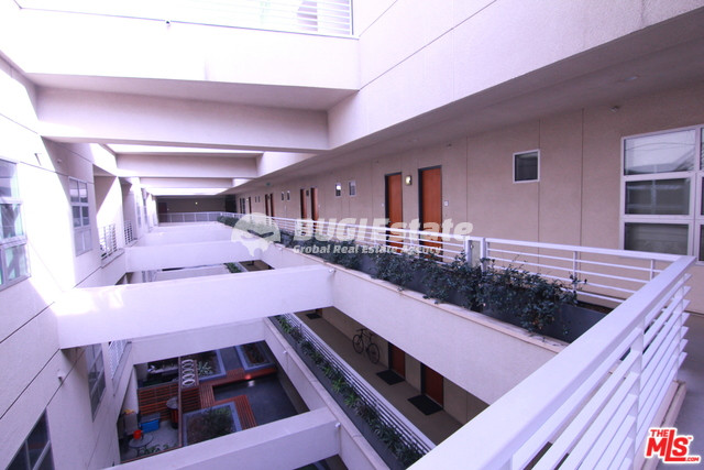 1000 S Hope St, Los Angeles, CA 90015 미국 LA다운타운 도심지에 위치한 원룸 임대! Unit #217 Rent 매물번호 10035 사진 9