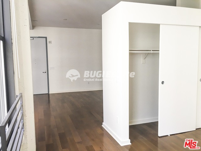 760 S Hill St, Los Angeles, CA 90014 미국 LA다운타운 14~15개월 기본 원룸 임대! Unit #1004 Rent 매물번호 10039 사진 4