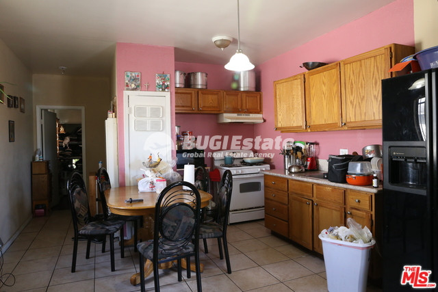 735 W 52ND PL LOS ANGELES CA 90037 LA다운타운 7 Units 수익형 주택 Sell 매물번호 10050 사진 9