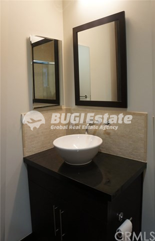 655 S Hope ST LOS ANGELES, Ca. 90017 LA다운타운 중심가에 위치한 원룸 Unit #1101 Sell 매물번호 10048 사진 3