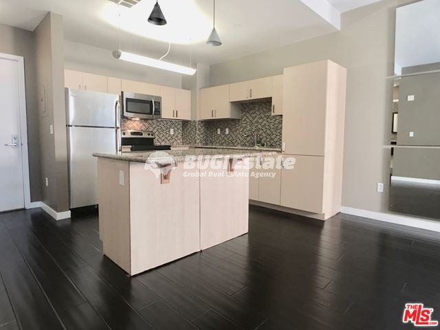 630 W 6TH ST LOS ANGELES, Ca. 90017 LA다운타운 지역에 위치한 원룸 Sell 매물번호 10045 사진 3