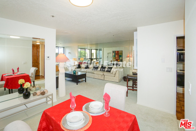 121 S Hope St, Los Angeles, CA 90012 미국 The Promenade Condo Unit #206 Sell 매물번호 10046 사진 2