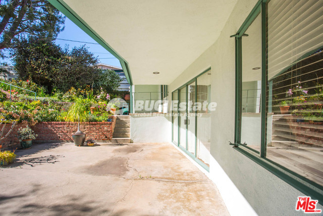 10337 Mississippi Ave, Los Angeles, CA 90025 미국 웨스트우드 부근 정원이 넓은 4룸 Single Family House Sell 매물번호 10007 사진 6