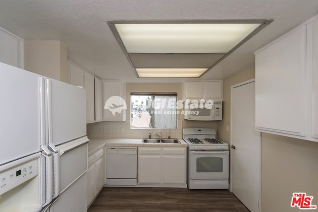 200 South Lafayette Park Place, Los Angeles, CA 90057 미국 LA다운타운에 위치한 La Fayette 200 HOA #5 Sell 매물번호 10062 사진 5
