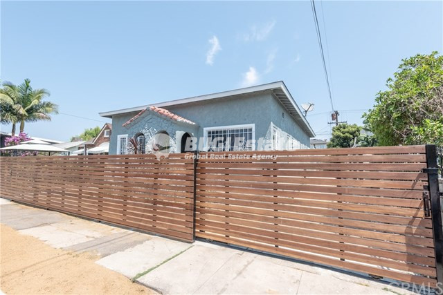 5417 Homeside Ave, Los Angeles, CA 90016 미국 Red-hot West Adams에 중심에 위치한 Spanish Triplex 수익형 매물 Sell 매물번호 10065 사진 2