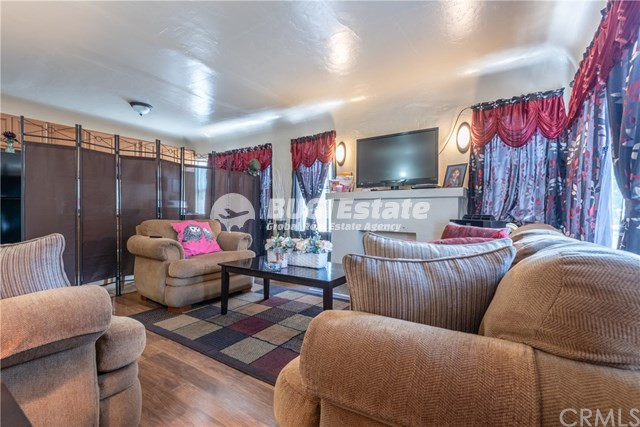 5417 Homeside Ave, Los Angeles, CA 90016 미국 Red-hot West Adams에 중심에 위치한 Spanish Triplex 수익형 매물 Sell 매물번호 10065 사진 11