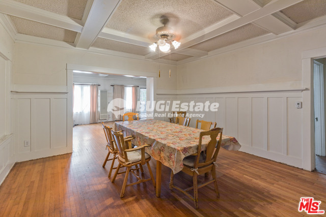 5817 VIRGINIA AVE LOS ANGELES, Ca. 90038 Hollywood에 위치한 수익형 매물 Sell 매물번호 10067 사진 2