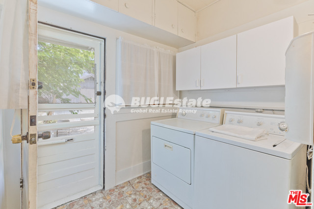 5817 VIRGINIA AVE LOS ANGELES, Ca. 90038 Hollywood에 위치한 수익형 매물 Sell 매물번호 10067 사진 6