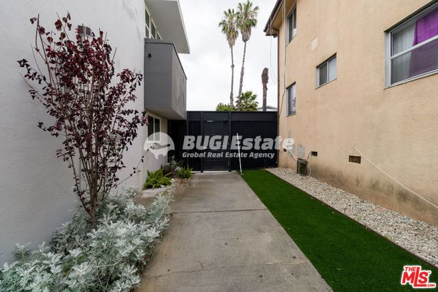 3849 Stevely Ave, Los Angeles, CA 90008 미국 Southern Mid-City LA 위치한 수익형 매물 Sell 매물번호 10068 사진 5