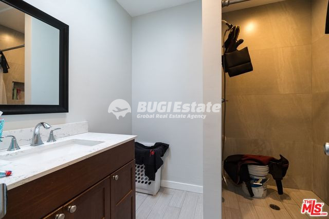 3849 Stevely Ave, Los Angeles, CA 90008 미국 Southern Mid-City LA 위치한 수익형 매물 Sell 매물번호 10068 사진 12